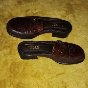 Villager Dark Brown Croc-Embossed Mules Size 6.5